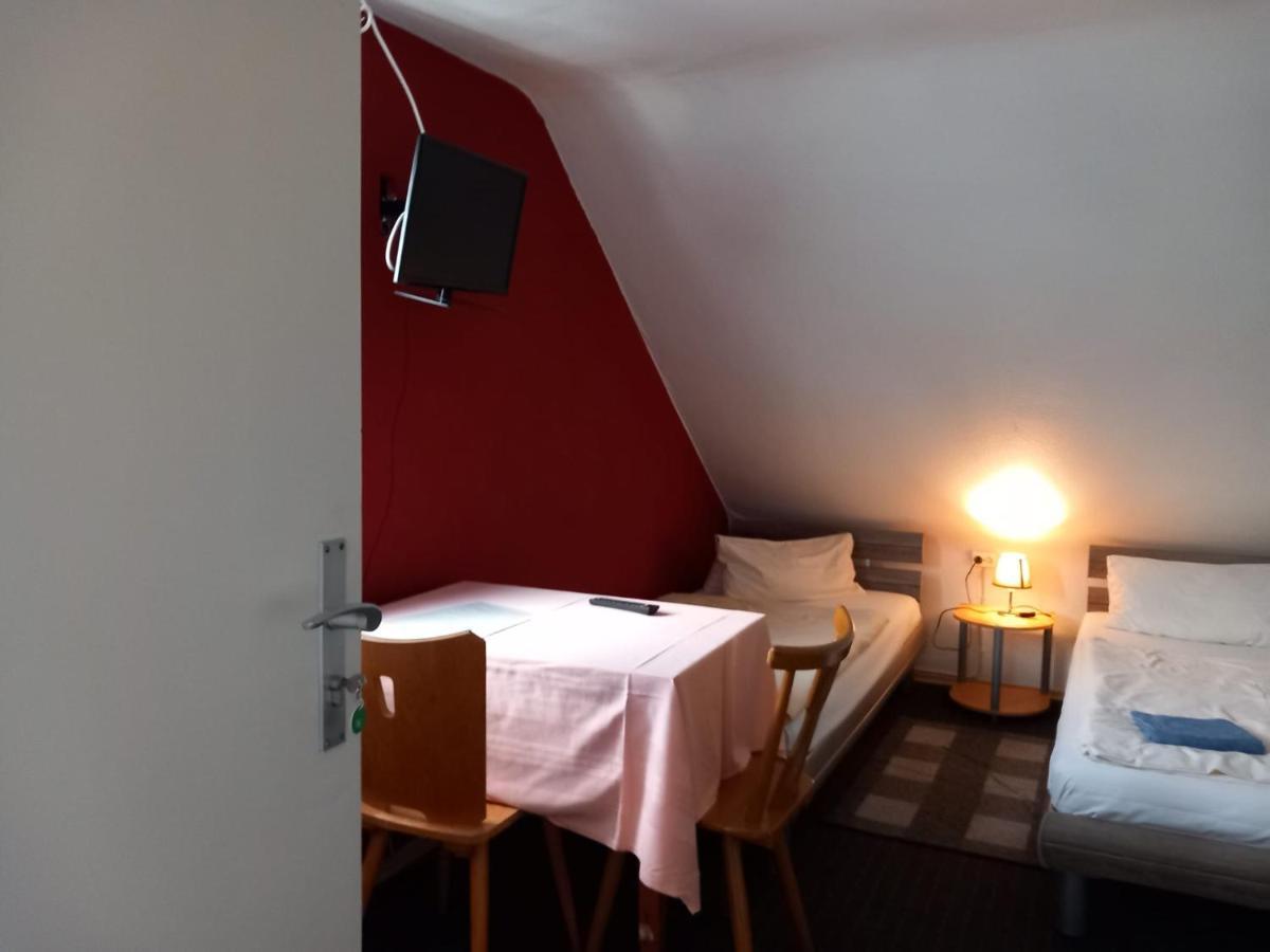 Pension Sonne Ulm Ruang foto